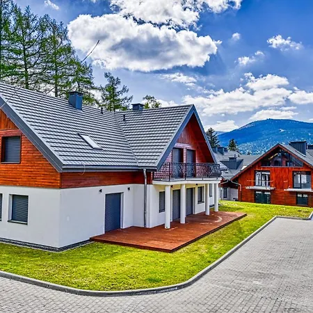 & Sky By Royal Aparts Apartamento *