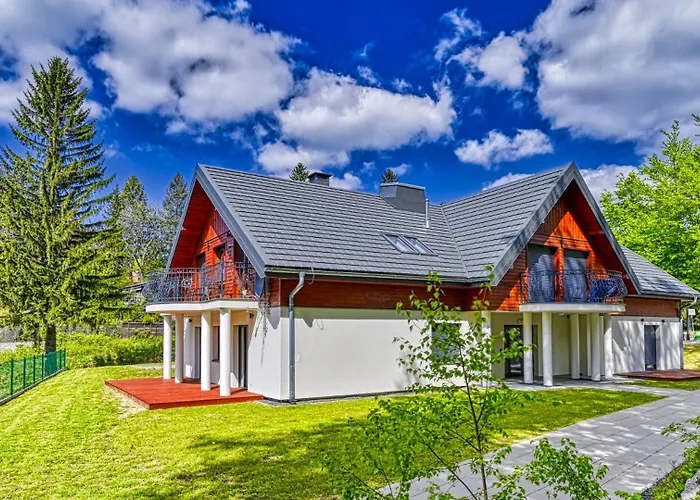 & Sky By Royal Aparts